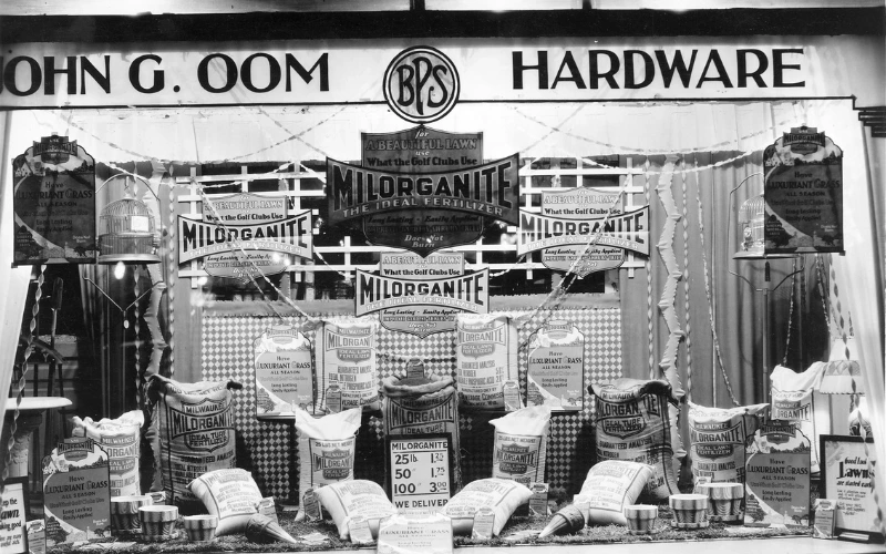 1927 Tradeshow with the first bags of Milorganite fertilizer