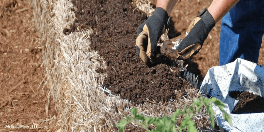 StrawBalePlanting900x450.png