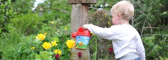 Kids_Interested_in_Gardening_Thumbnail555x201-min.jpg