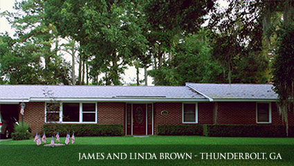 Green front lawn Front lawn fertilized with Milorganite for a healthy green look.